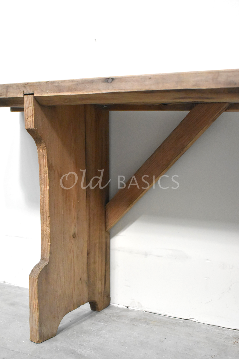 Detail van Houten bank, naturel, bruin, materiaal hout